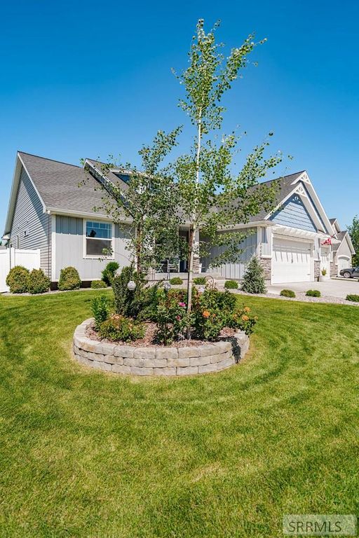 Image 7 of property listing at 6060 Malory Drive, Idaho Falls, ID 83402
