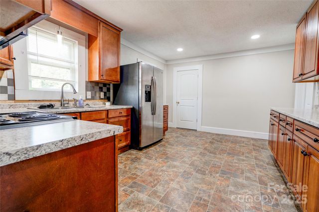 717 Pleasant Drive, Shelby, NC 28152