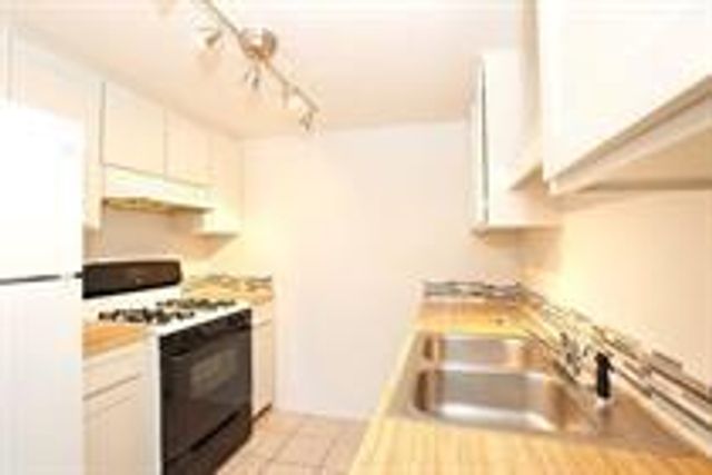 1800 Lavaca ST A107, Austin, TX 78701