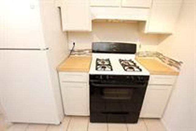 1800 Lavaca ST A107, Austin, TX 78701