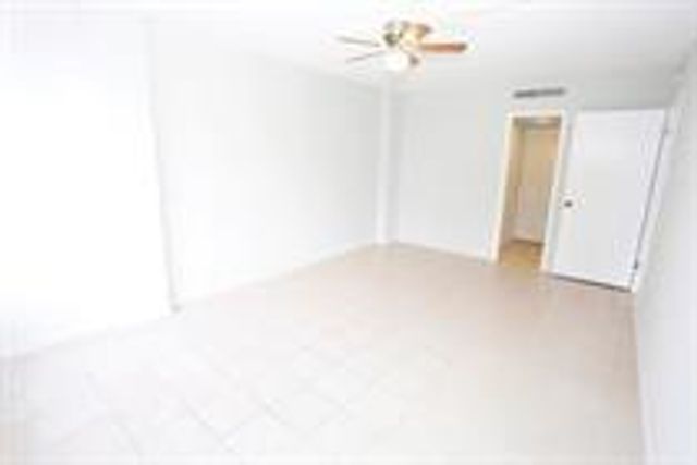 1800 Lavaca ST A107, Austin, TX 78701