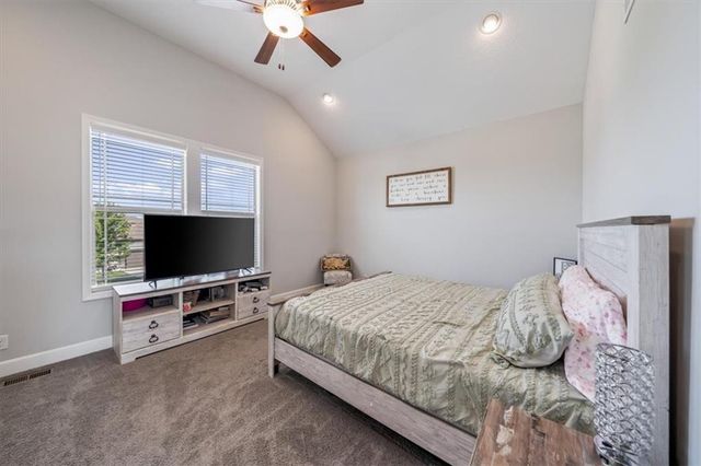 1327 N 161st Terrace, Basehor, KS 66007