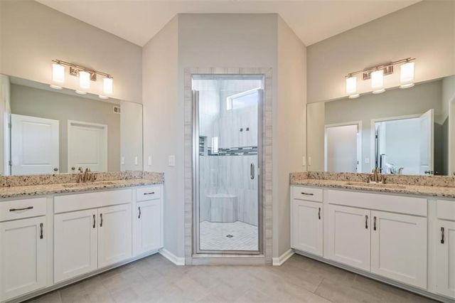 1327 N 161st Terrace, Basehor, KS 66007