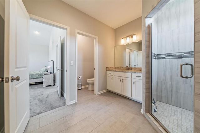 1327 N 161st Terrace, Basehor, KS 66007