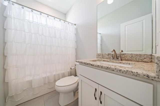 1327 N 161st Terrace, Basehor, KS 66007