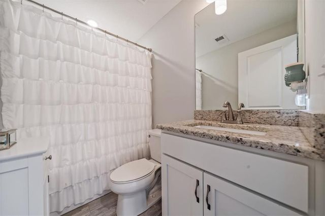 1327 N 161st Terrace, Basehor, KS 66007