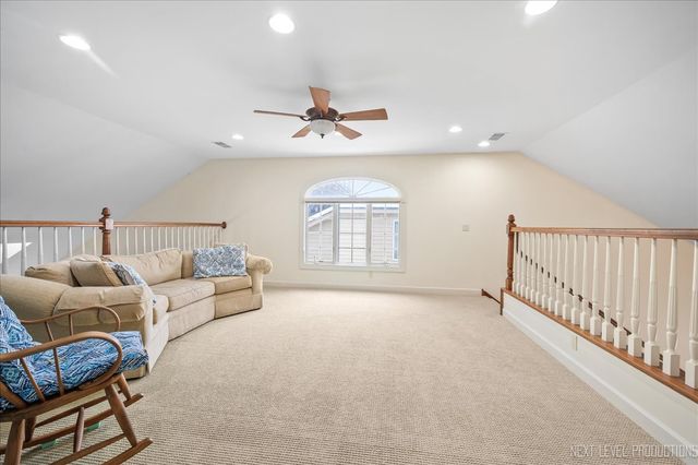 781 Manor Hill Place, Sugar Grove, IL 60554