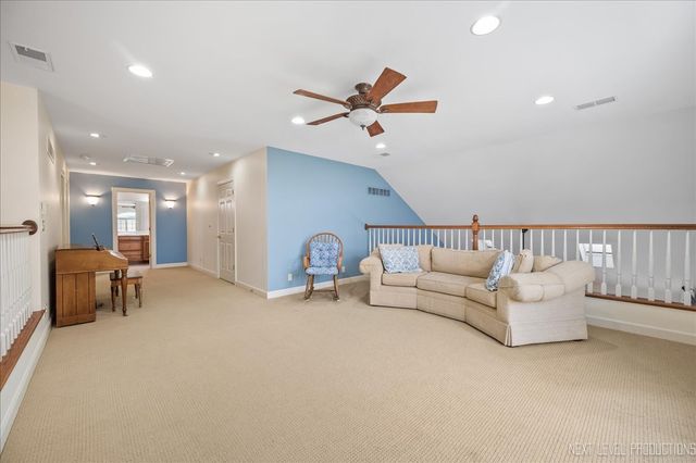 781 Manor Hill Place, Sugar Grove, IL 60554