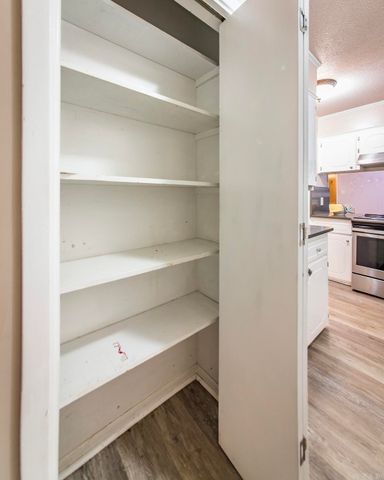 100 Oxford Cove, Jacksonville, AR 72076