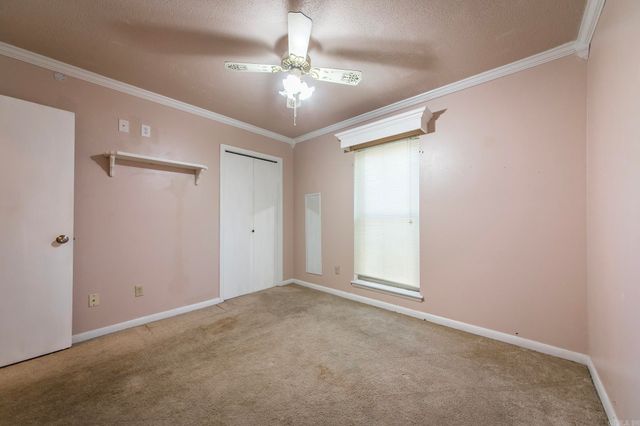 100 Oxford Cove, Jacksonville, AR 72076