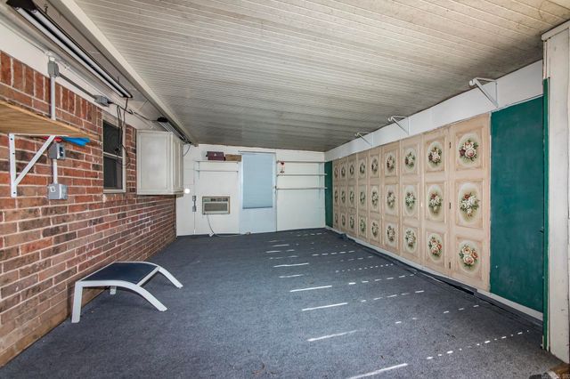 100 Oxford Cove, Jacksonville, AR 72076