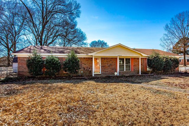 100 Oxford Cove, Jacksonville, AR 72076