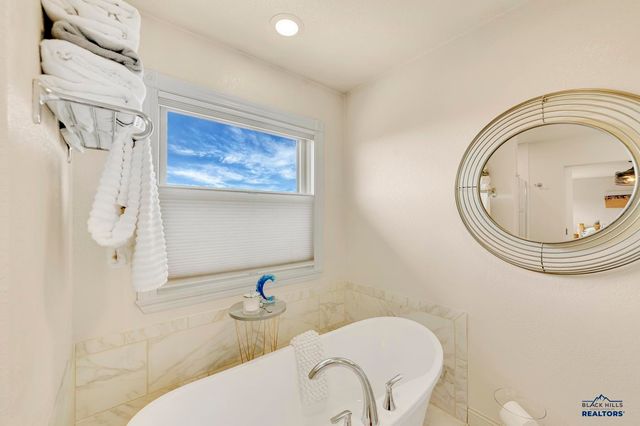 3632 CITY VIEW DR, Rapid City, SD 57701