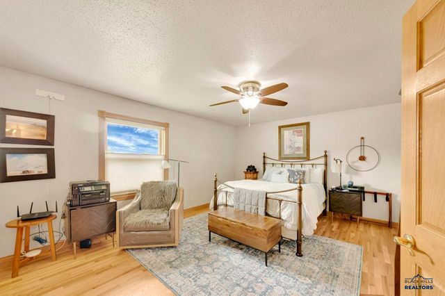 3632 CITY VIEW DR, Rapid City, SD 57701
