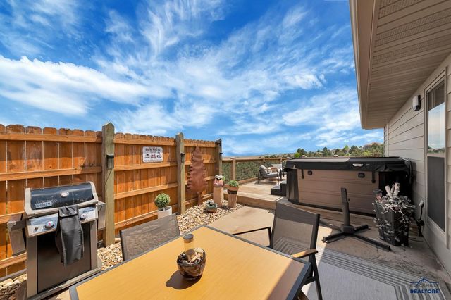 3632 CITY VIEW DR, Rapid City, SD 57701
