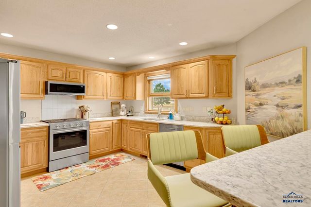 3632 CITY VIEW DR, Rapid City, SD 57701