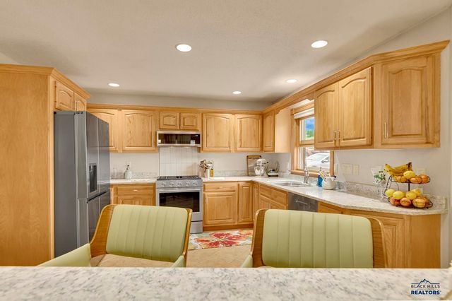 3632 CITY VIEW DR, Rapid City, SD 57701