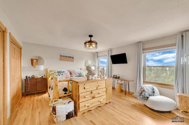 3632 CITY VIEW DR, Rapid City, SD 57701