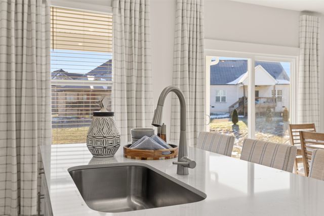 603 Sugarberry Court, Clarksville, TN 37043