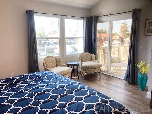 82 kingston ct, Coronado, CA 92118