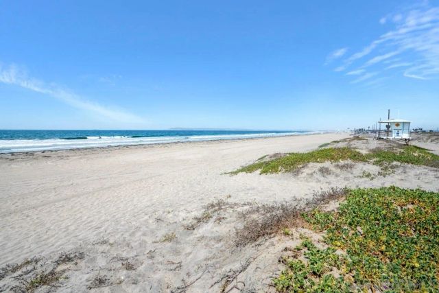 82 kingston ct, Coronado, CA 92118