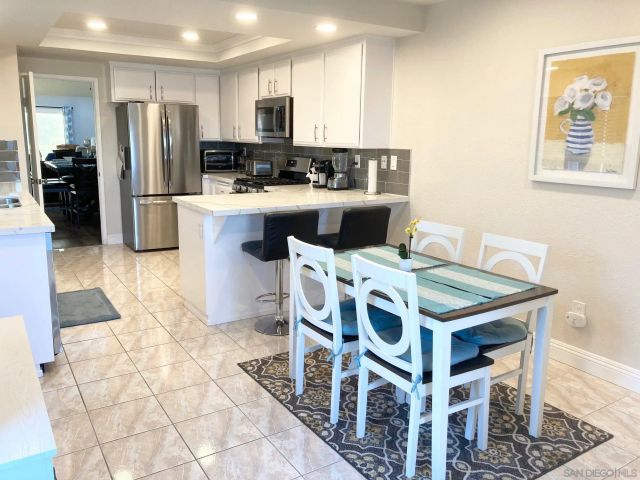 82 kingston ct, Coronado, CA 92118