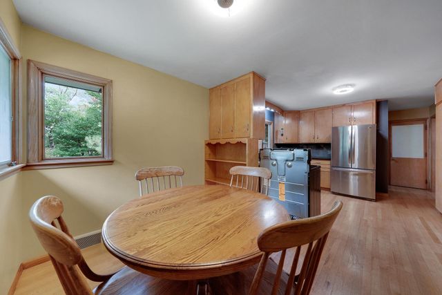 14616 Wildcrest Road, Minnetonka, MN 55345