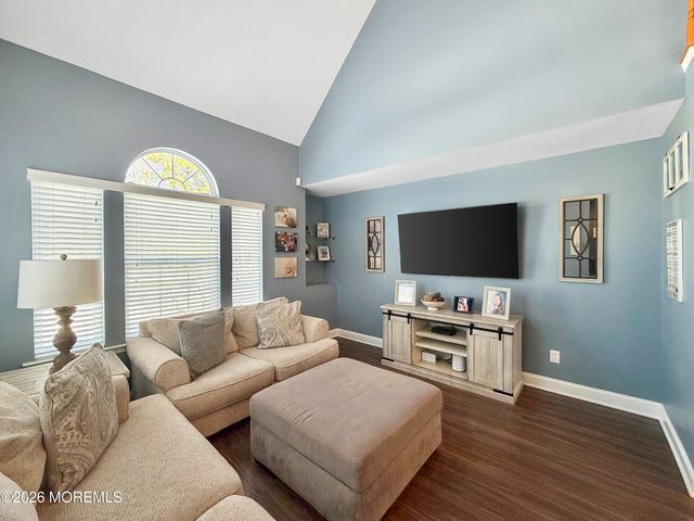 4407 Galloping Hill Lane, Toms River, NJ 08755