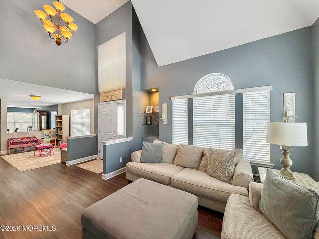 4407 Galloping Hill Lane, Toms River, NJ 08755