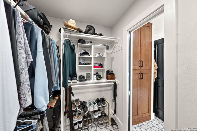 27150 Karsch Rd, Boerne, TX 78006