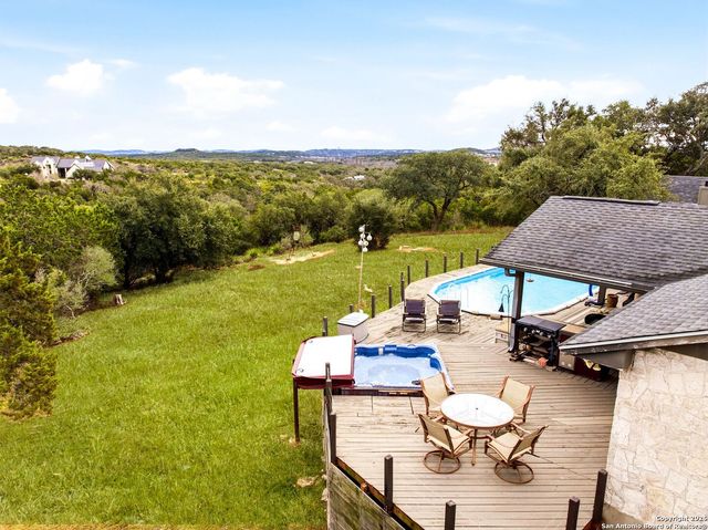 27150 Karsch Rd, Boerne, TX 78006