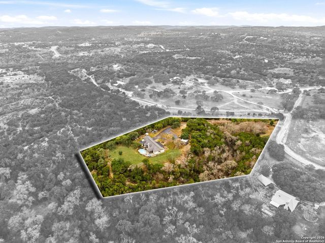 27150 Karsch Rd, Boerne, TX 78006