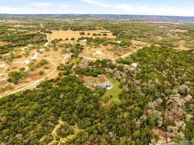 27150 Karsch Rd, Boerne, TX 78006