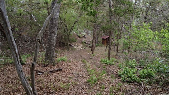 27150 Karsch Rd, Boerne, TX 78006