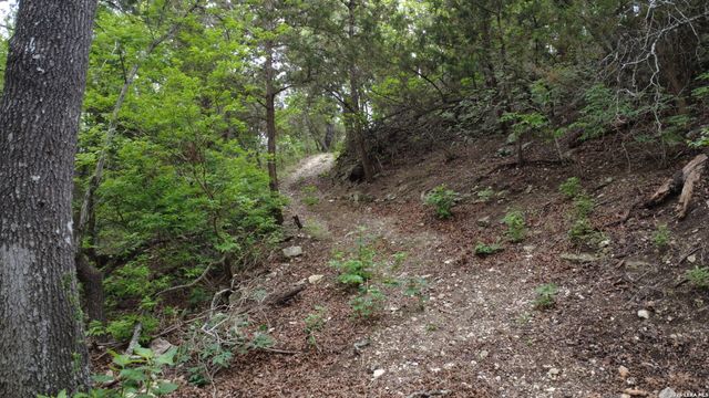 27150 Karsch Rd, Boerne, TX 78006