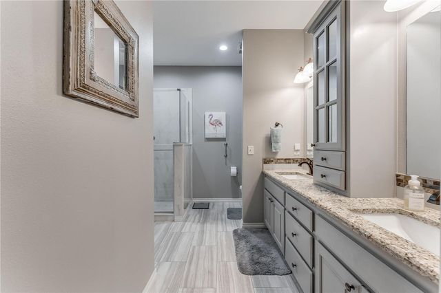 48 Highland Parkway, Bella Vista, AR 72715