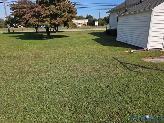 3306 Howard St, Henrico, VA 23223