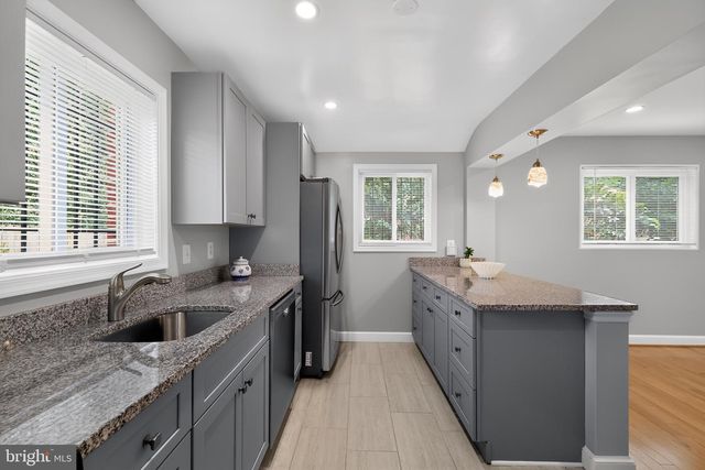 11102 BUCKNELL DR, Silver Spring, MD 20902