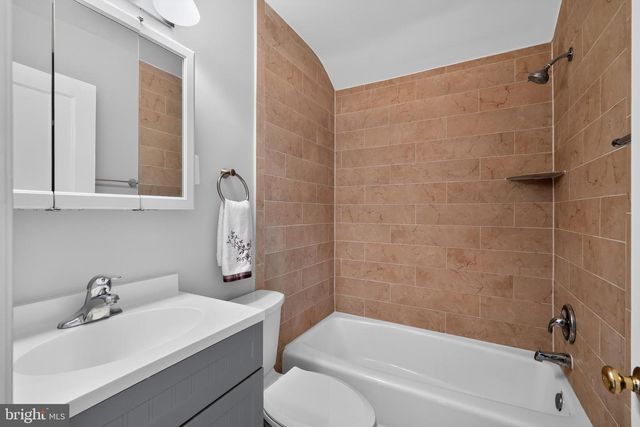 11102 BUCKNELL DR, Silver Spring, MD 20902