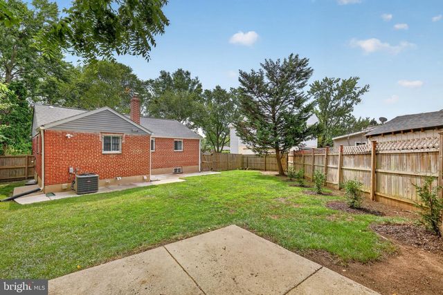11102 BUCKNELL DR, Silver Spring, MD 20902