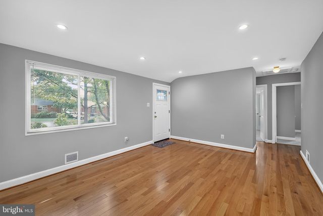 11102 BUCKNELL DR, Silver Spring, MD 20902
