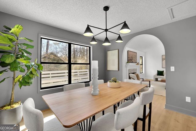 10 Bramblewood Place SW, Cartersville, GA 30120