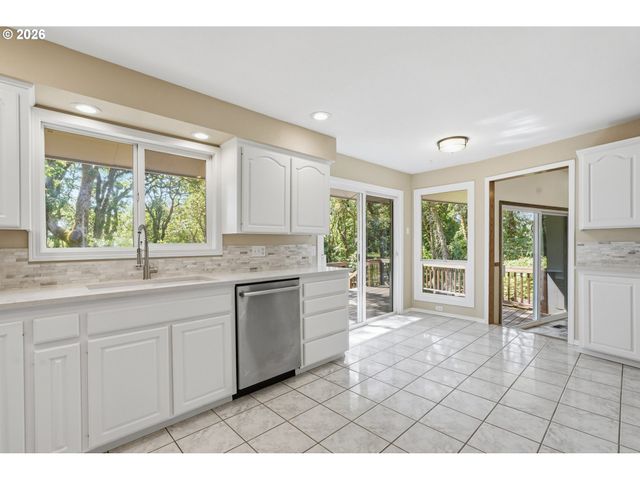 3530 Nw Mariposa Dr, Albany, OR 97321