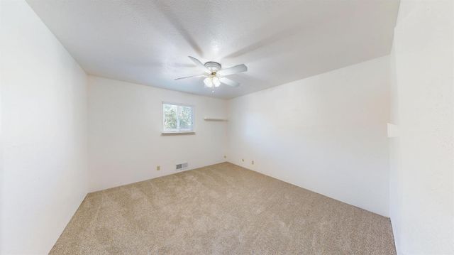 5215 Prairie Flower Rd, Ceres, CA 95307