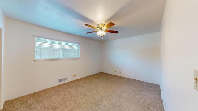 5215 Prairie Flower Rd, Ceres, CA 95307