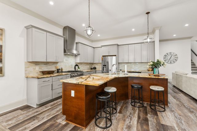 336 Bjs Lndg, Estill Springs, TN 37330