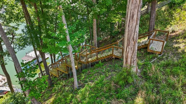 336 Bjs Lndg, Estill Springs, TN 37330