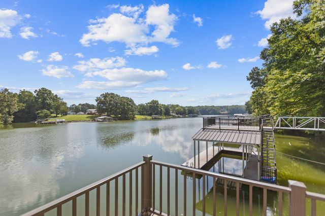336 Bjs Lndg, Estill Springs, TN 37330
