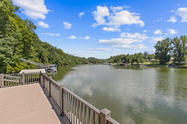 336 Bjs Lndg, Estill Springs, TN 37330