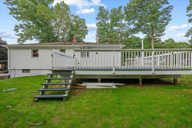320 Mason Rd Ext, Dudley, MA 01571
